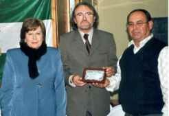 El escritor Jos� Salguero Duarte con la Vicepresidenta y el Presidente